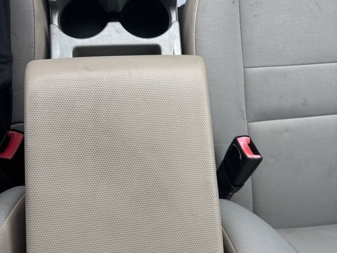 Used 2012 Ford Escape XLT image 17