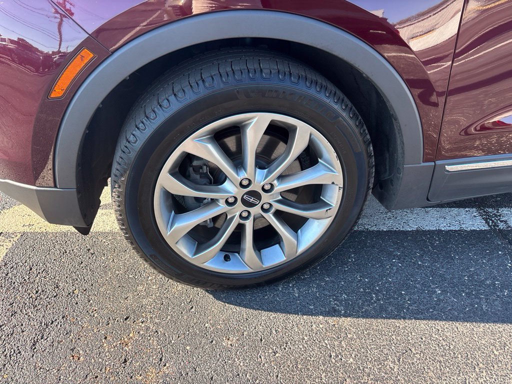 Used 2019 Lincoln MKC Select w/ Select Plus Package FWD image 13