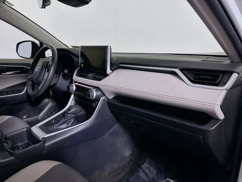 Certified 2024 Toyota RAV4 XLE image 29