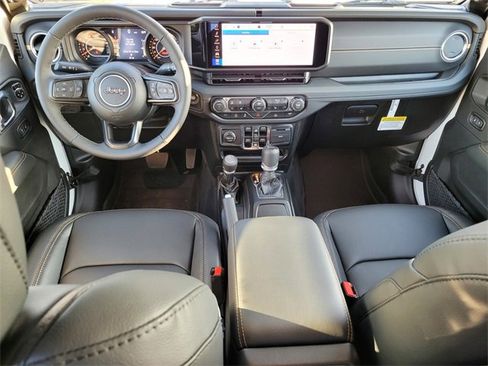 New 2025 Jeep Gladiator High Tide image 12