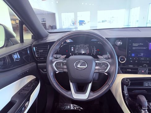 Certified 2024 Lexus NX 250 FWD image 18