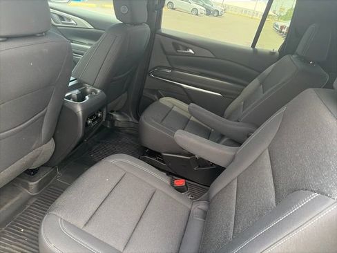 New 2026 Chevrolet Traverse LT w/ LPO, Floor Liner Package FWD image 11