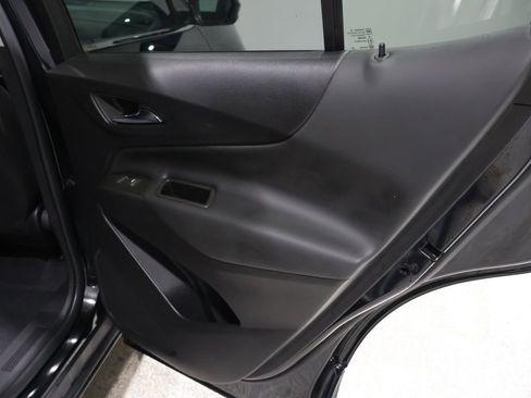 Used 2023 Chevrolet Equinox LT w/ Driver Convenience Package image 23