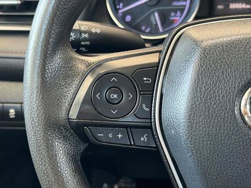 Certified 2020 Toyota Camry LE FWD image 23