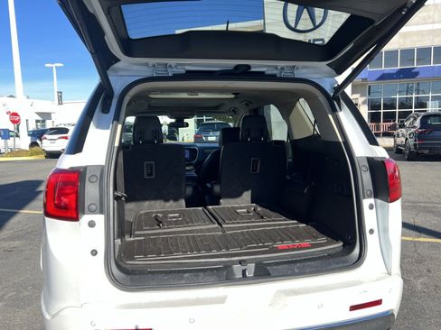 Used 2019 GMC Acadia Denali w/ Technology Package image 28