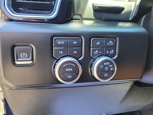 Used 2022 GMC Sierra 1500 Denali Ultimate AWD/4WD image 22