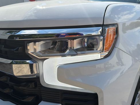 Used 2025 Chevrolet Silverado 1500 LT RWD image 9