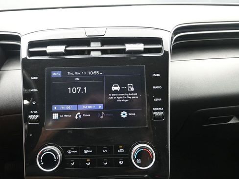 Used 2023 Hyundai Tucson SE image 11