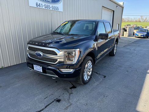 Used 2022 Ford F150 Limited image 2