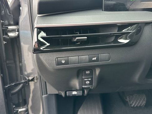 New 2026 Nissan Murano SV AWD/4WD image 12