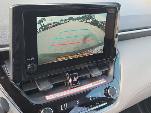 Certified 2026 Toyota Corolla Cross LE FWD image 16