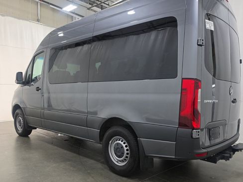 Used 2024 Mercedes-Benz Sprinter 2500 image 4