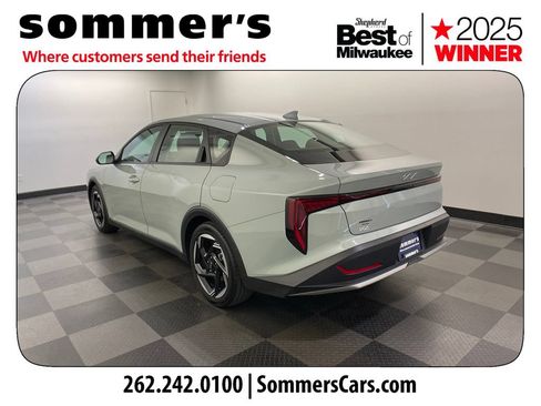Used 2025 Kia K4 EX FWD image 3