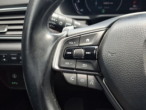 Used 2019 Honda Accord Touring image 22