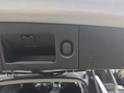 Used 2015 Chevrolet Tahoe LTZ image 14