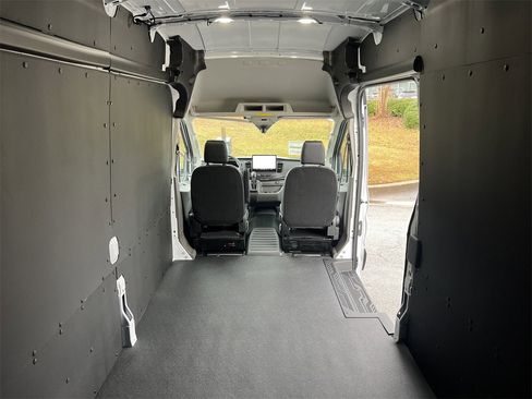 New 2026 Ford Transit 250 148 High Roof Extended w/ Load Area Protection Package image 21