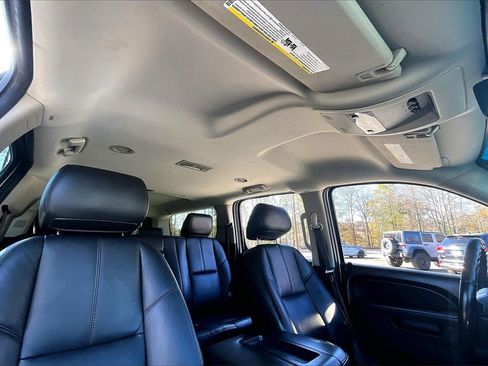 Used 2014 GMC Yukon XL SLT image 23