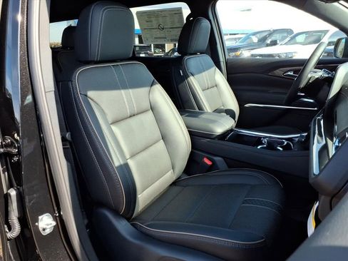 New 2026 Chevrolet Traverse High Country FWD image 13