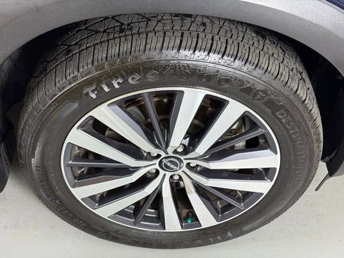 Used 2022 Nissan Pathfinder Platinum w/ Cargo Package image 11