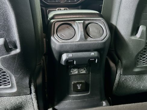 Used 2022 Jeep Wrangler Unlimited Rubicon 4xe AWD/4WD image 27