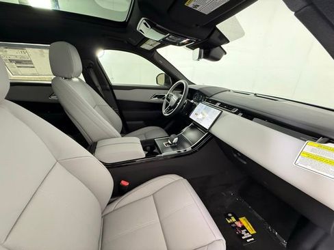 Used 2026 Land Rover Range Rover Velar Dynamic SE image 15