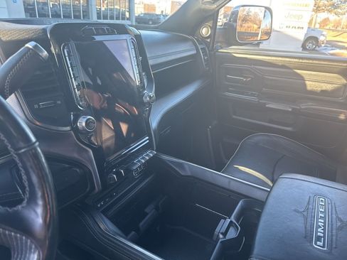 Used 2019 RAM 3500 Limited image 12