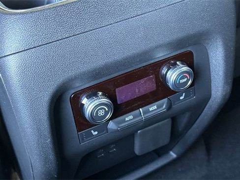 New 2026 GMC Acadia Elevation image 14