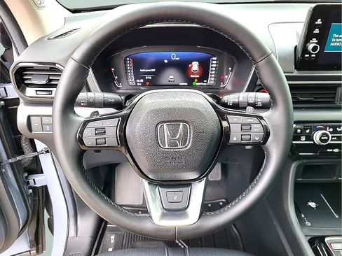 Used 2024 Honda Pilot Elite image 19