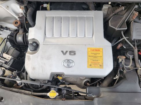 Used 2010 Toyota Venza Base image 30