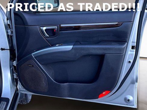 Used 2011 Hyundai Santa Fe Limited image 23