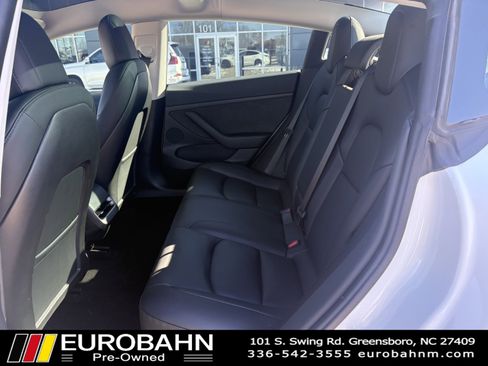 Used 2023 Tesla Model 3 Standard Range image 10