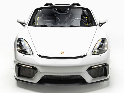 Used 2020 Porsche 718 Boxster Spyder RWD image 5