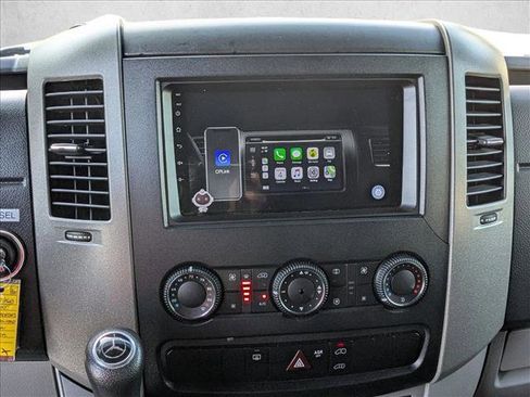 Used 2015 Mercedes-Benz Sprinter 2500 image 14