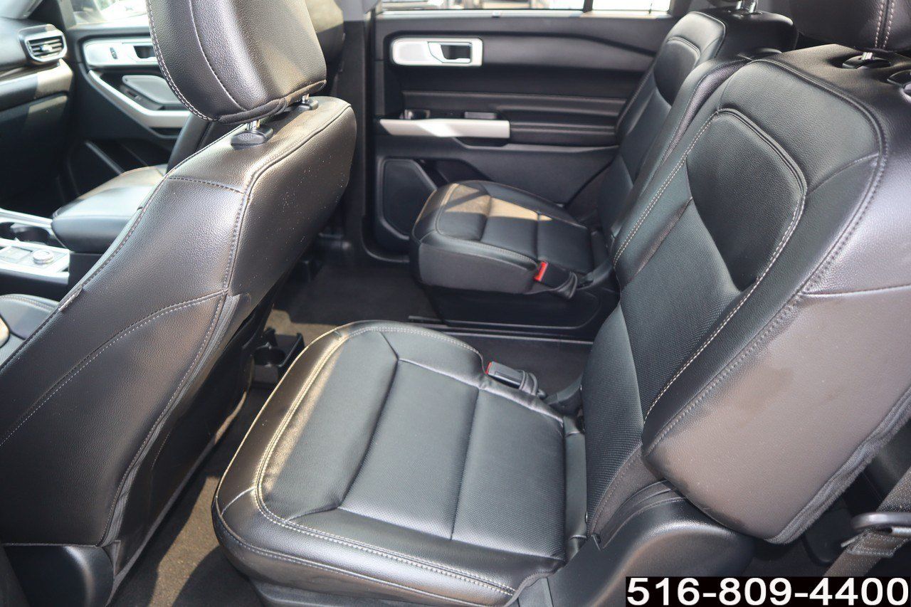 Used 2023 Ford Explorer Limited w/ Limited Technology Package AWD/4WD image 17