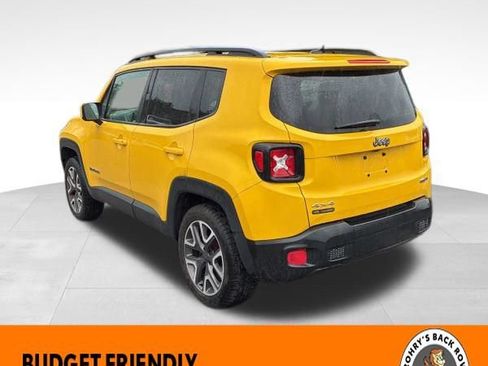 Used 2015 Jeep Renegade Latitude AWD/4WD image 3