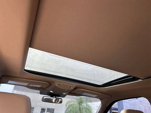 Used 2022 Ford F250 Lariat w/ Lariat Value Package image 23