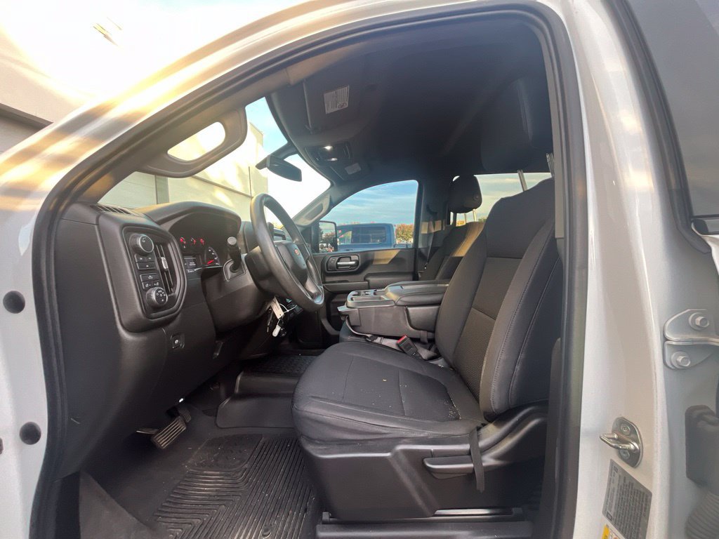 Used 2020 Chevrolet Silverado 2500 Custom w/ Custom Value Package AWD/4WD image 8