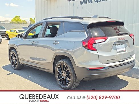 Used 2024 GMC Terrain SLE w/ Driver Convenience Package AWD/4WD image 5