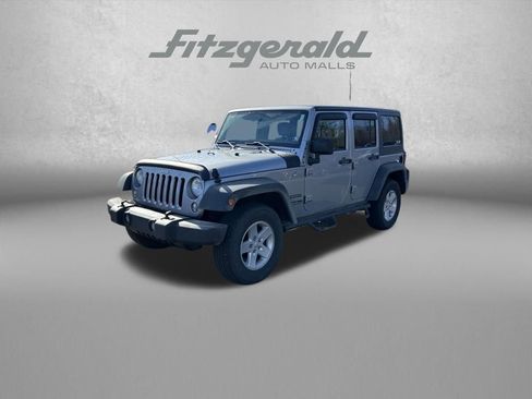 Used 2018 Jeep Wrangler Unlimited Sport S image 3