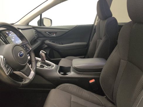 Used 2023 Subaru Outback Premium AWD/4WD image 17
