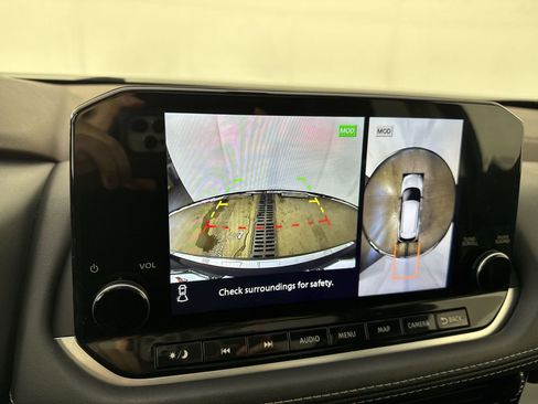 Certified 2023 Nissan Rogue SL w/ SL Premium Package image 9