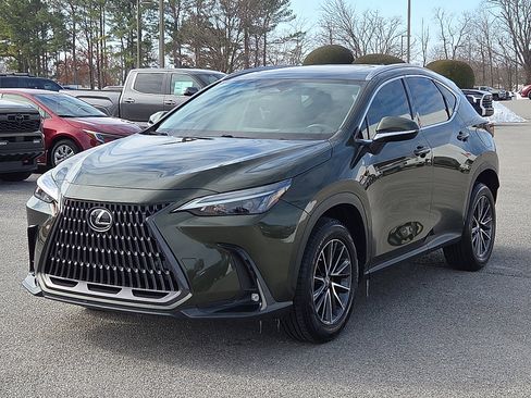 Used 2023 Lexus NX 250 NX 250 Premium image 2