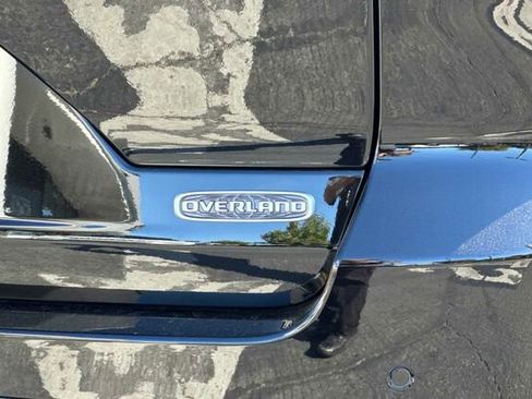 New 2025 Jeep Grand Cherokee Overland image 24