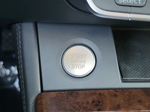 Used 2019 Audi Q5 2.0T Premium Plus w/ Premium Plus Package image 14