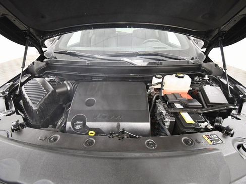 Used 2023 Buick Enclave Avenir image 12