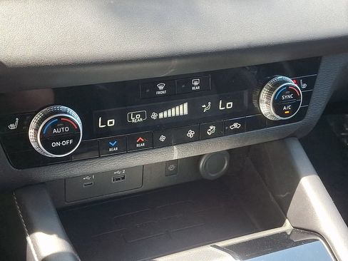 Used 2022 Mitsubishi Outlander SEL FWD image 15