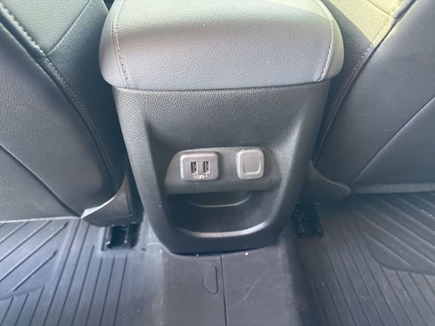 Used 2022 Chevrolet Colorado Z71 image 16