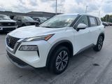 Used 2023 Nissan Rogue SV image 3