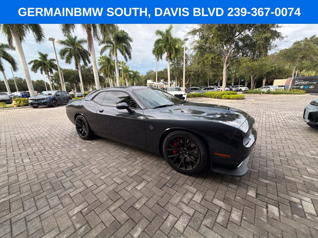 Used 2016 Dodge Challenger SRT Hellcat RWD image 15
