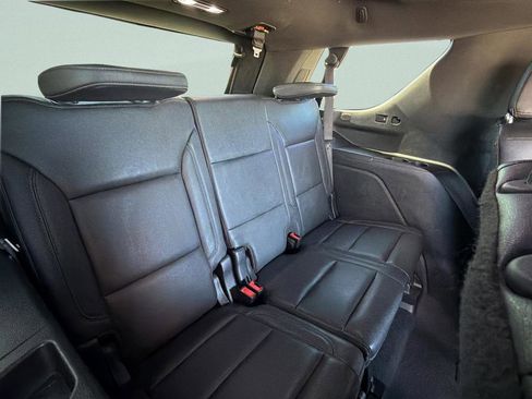 Used 2023 Chevrolet Tahoe Z71 AWD/4WD image 15
